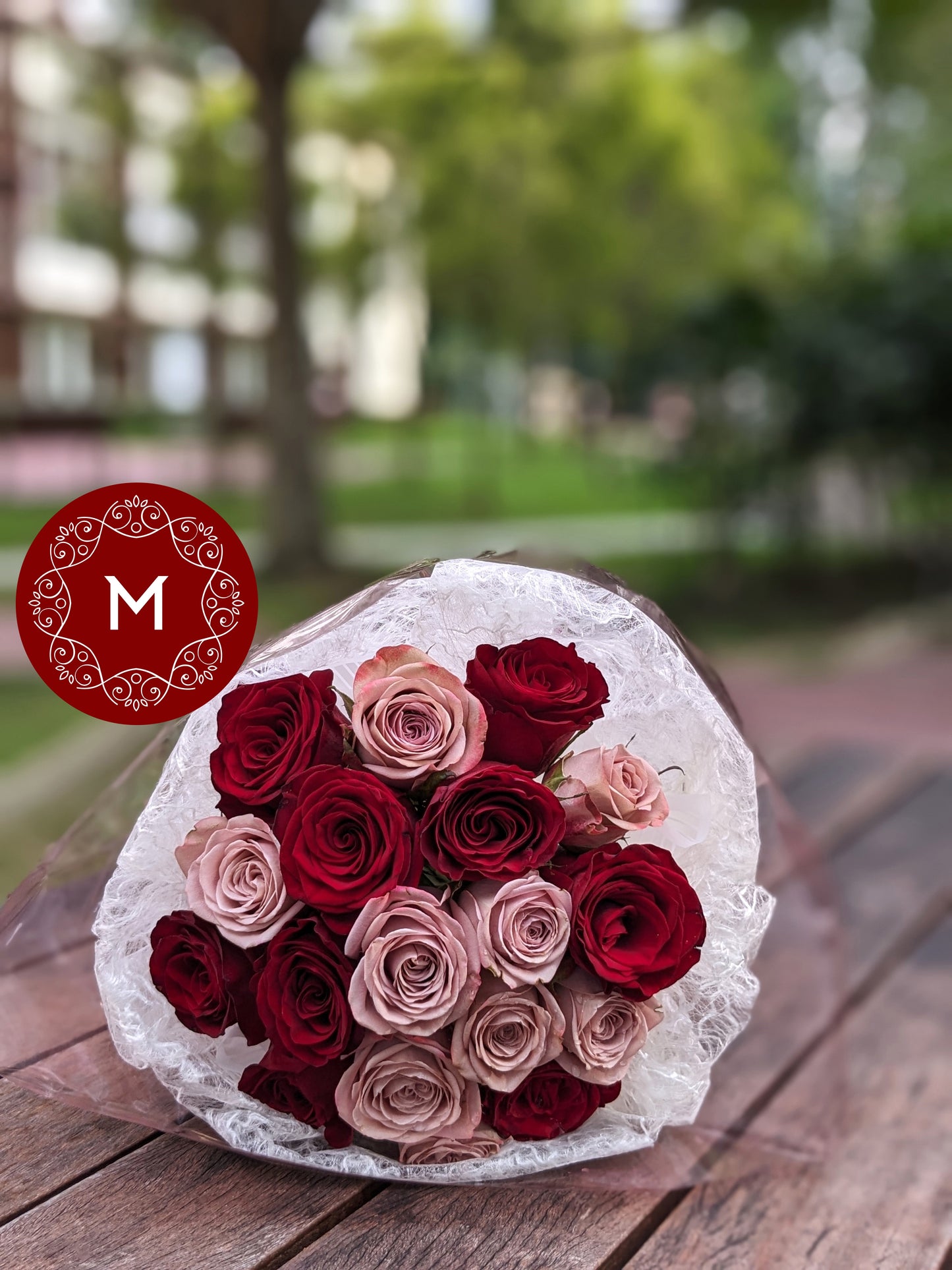 Momoko Luxury Kensington Flower Bouquet