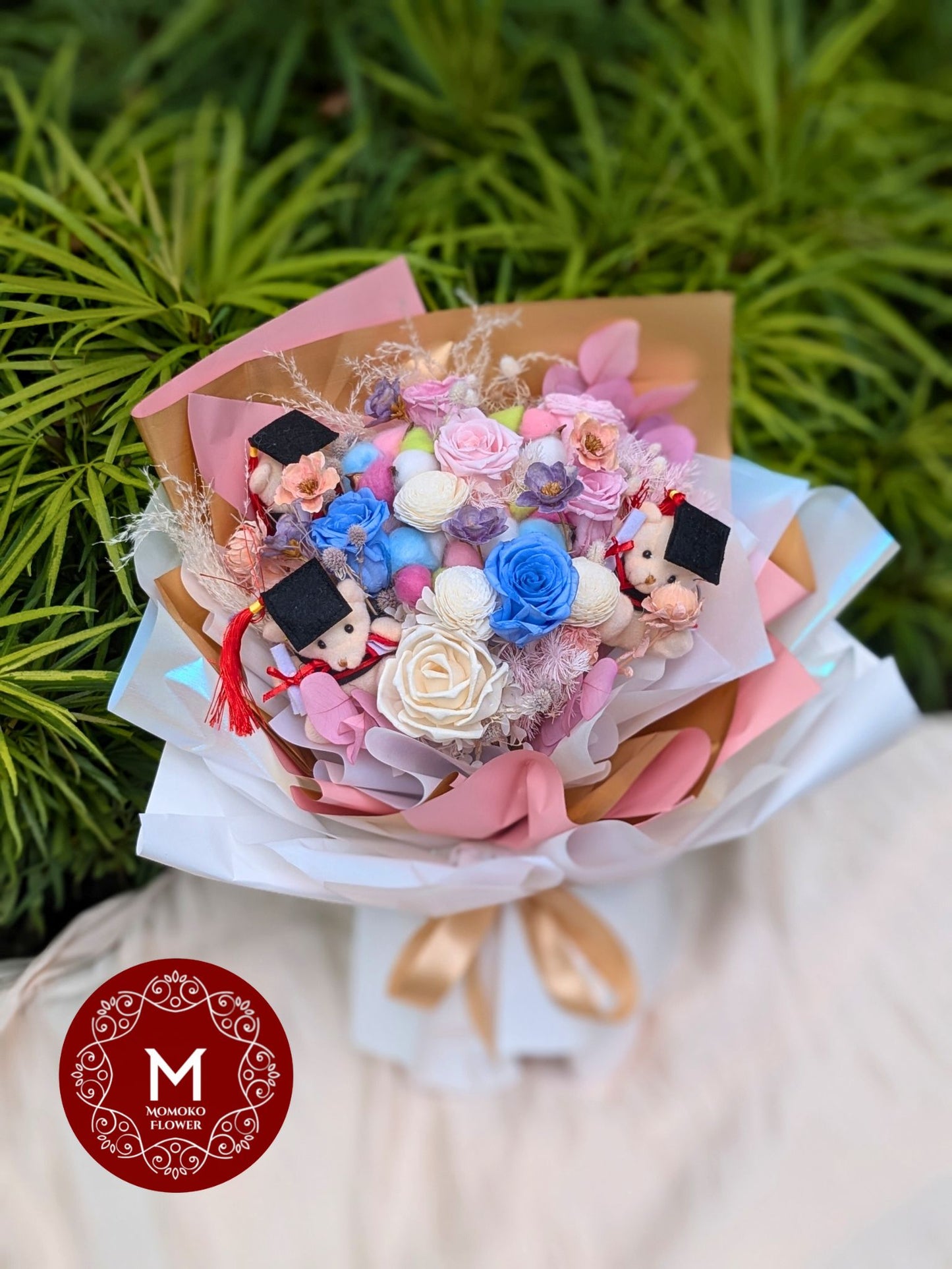 Momoko Scholastic Blue Flower Bouquet