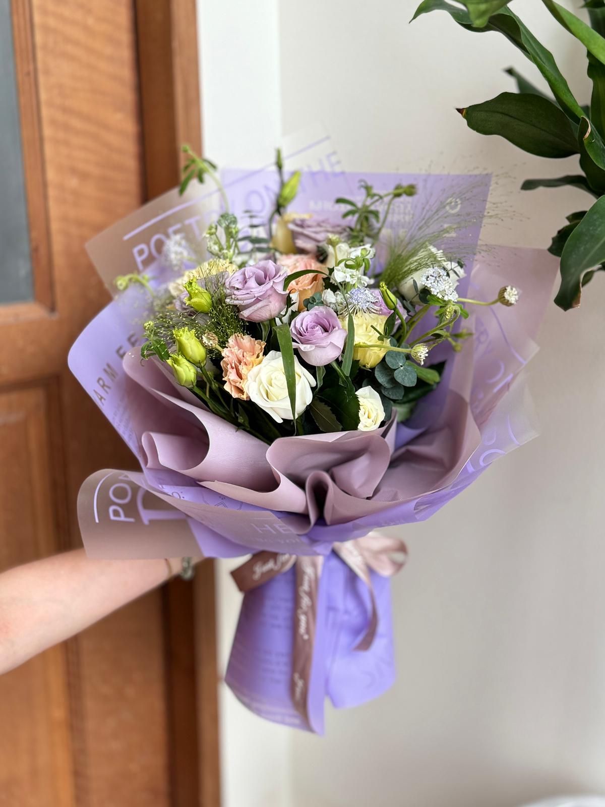 Momoko Jessi Flower Bouquet