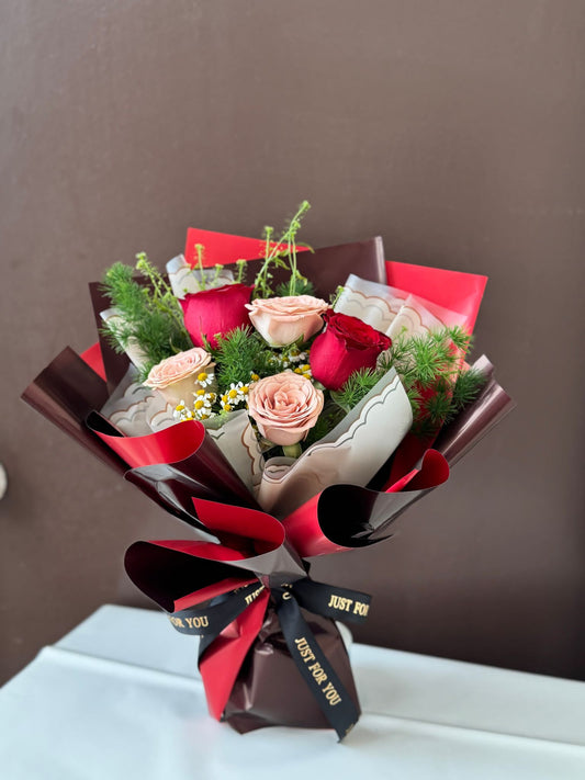 Momoko Flower Latica Bouquet