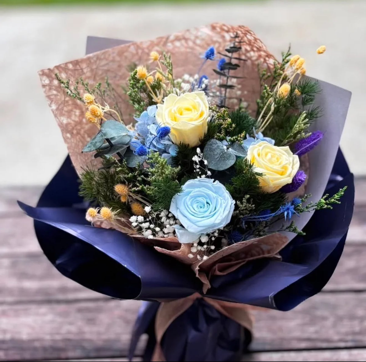 Momoko Flower Sunlit Skies Bouquet