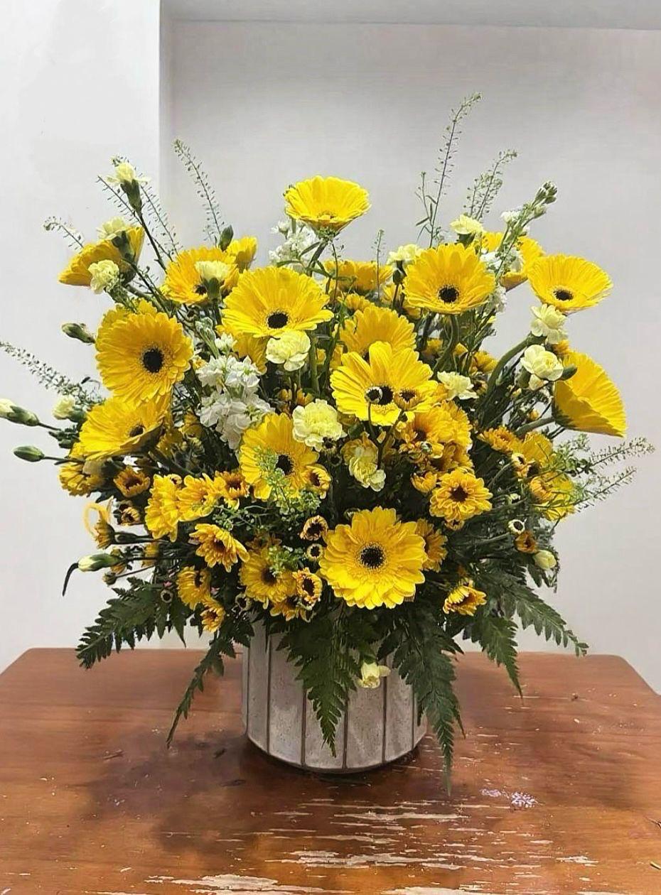 Momoko Flower Slayer Flower Arrangement