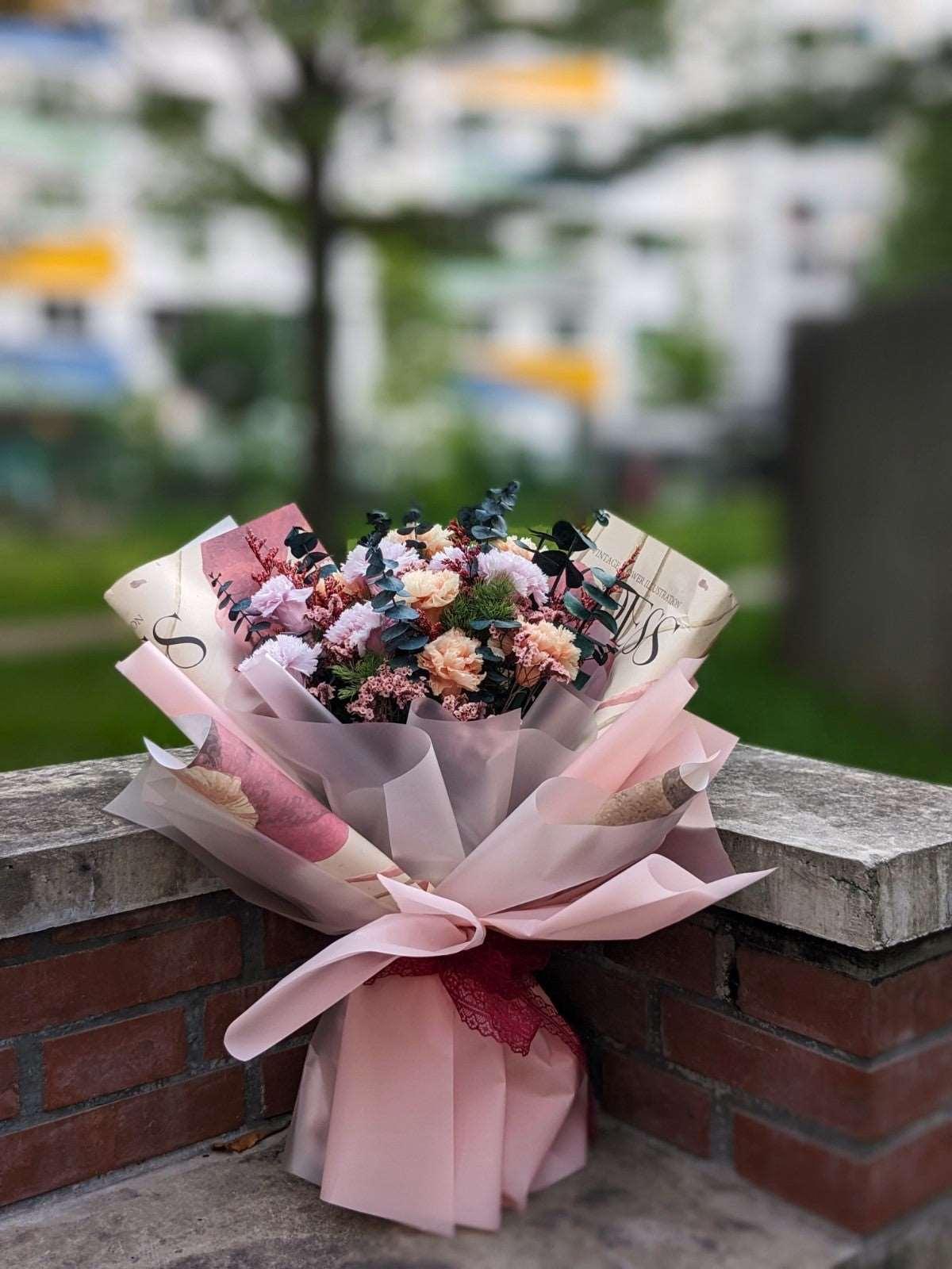 Momoko Mother's Serenity Beauty Carnation Bouquet - Momoko Flower