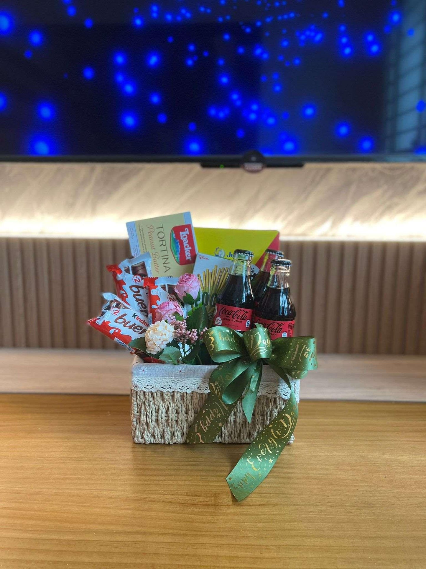 Momoko Raya Family Feast Hamper Arrangement - Momoko Flower