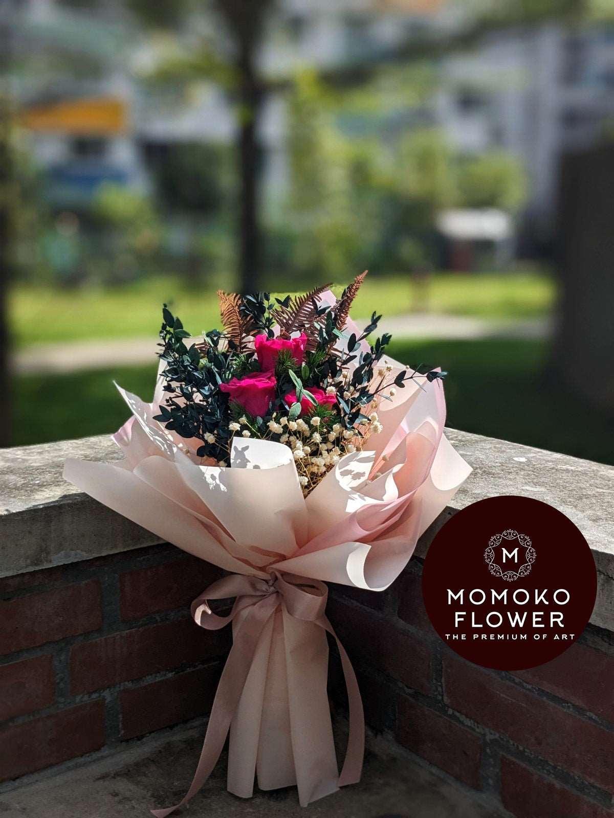 Momoko Scarlett Rose Flower Bouquet - Momoko Flower