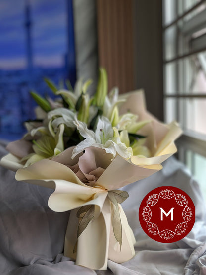 Momoko Florentine Lily Flower Bouquet - Fresh Flower