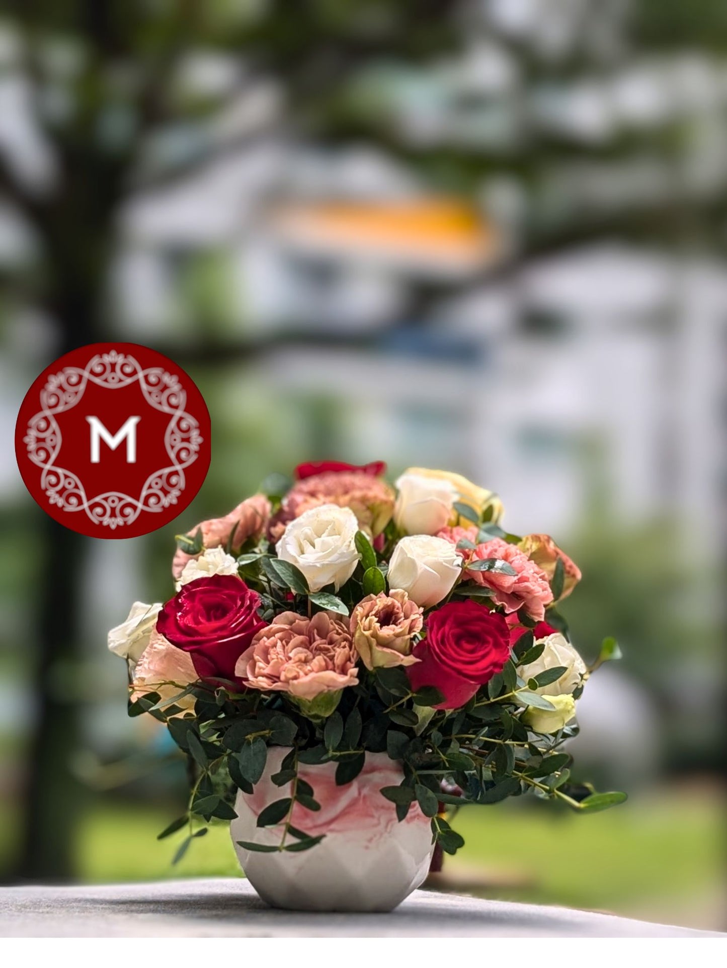 Momoko Classic Elegancia Flower Arrangement