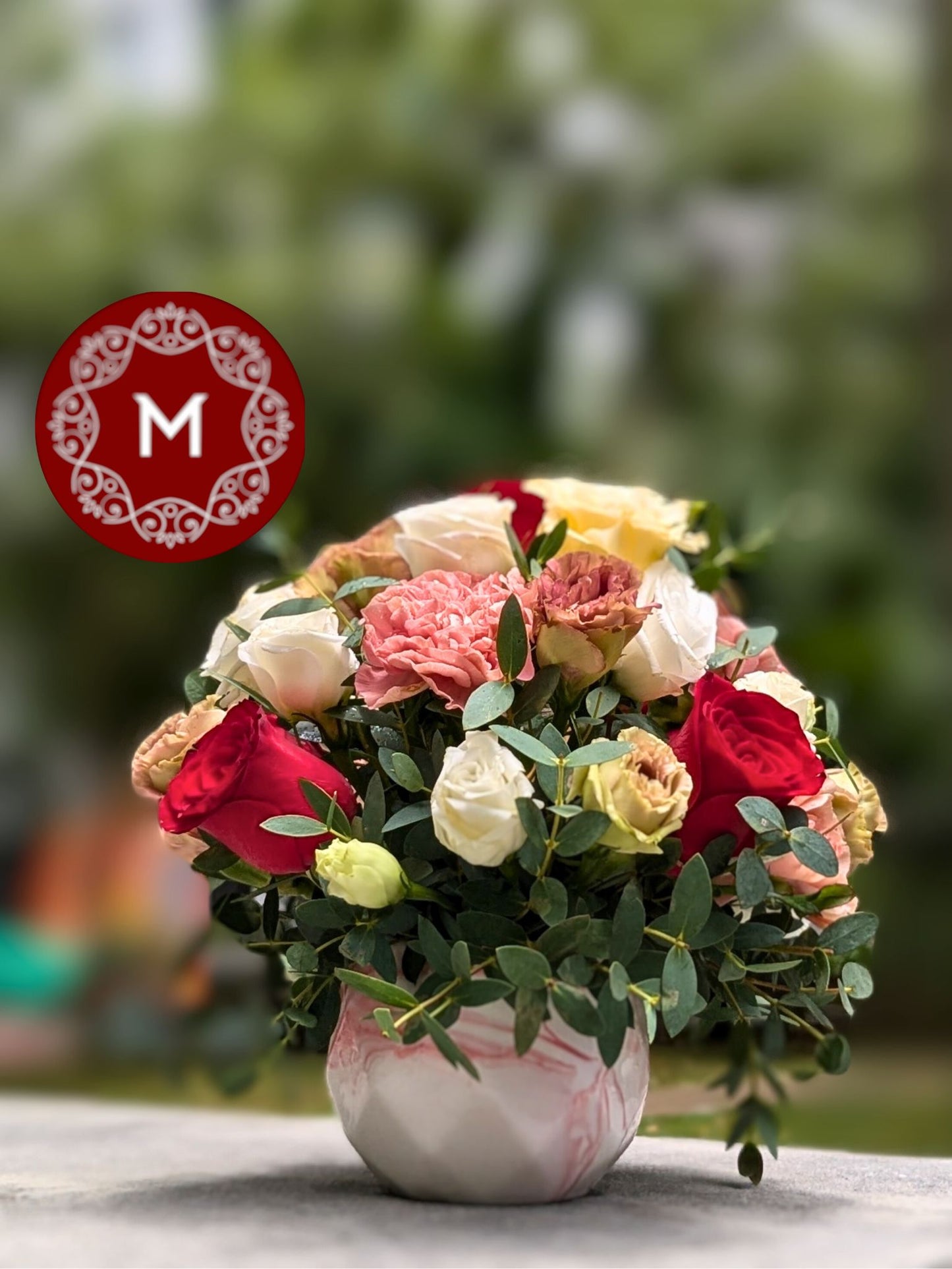 Momoko Classic Elegancia Flower Arrangement