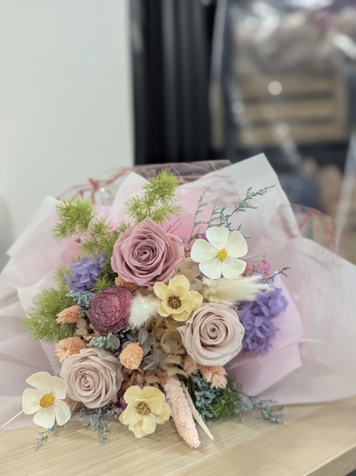 Momoko Lushy Flower Bouquet
