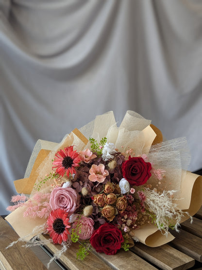Momoko Flower Witty Petal Flower Bouquet