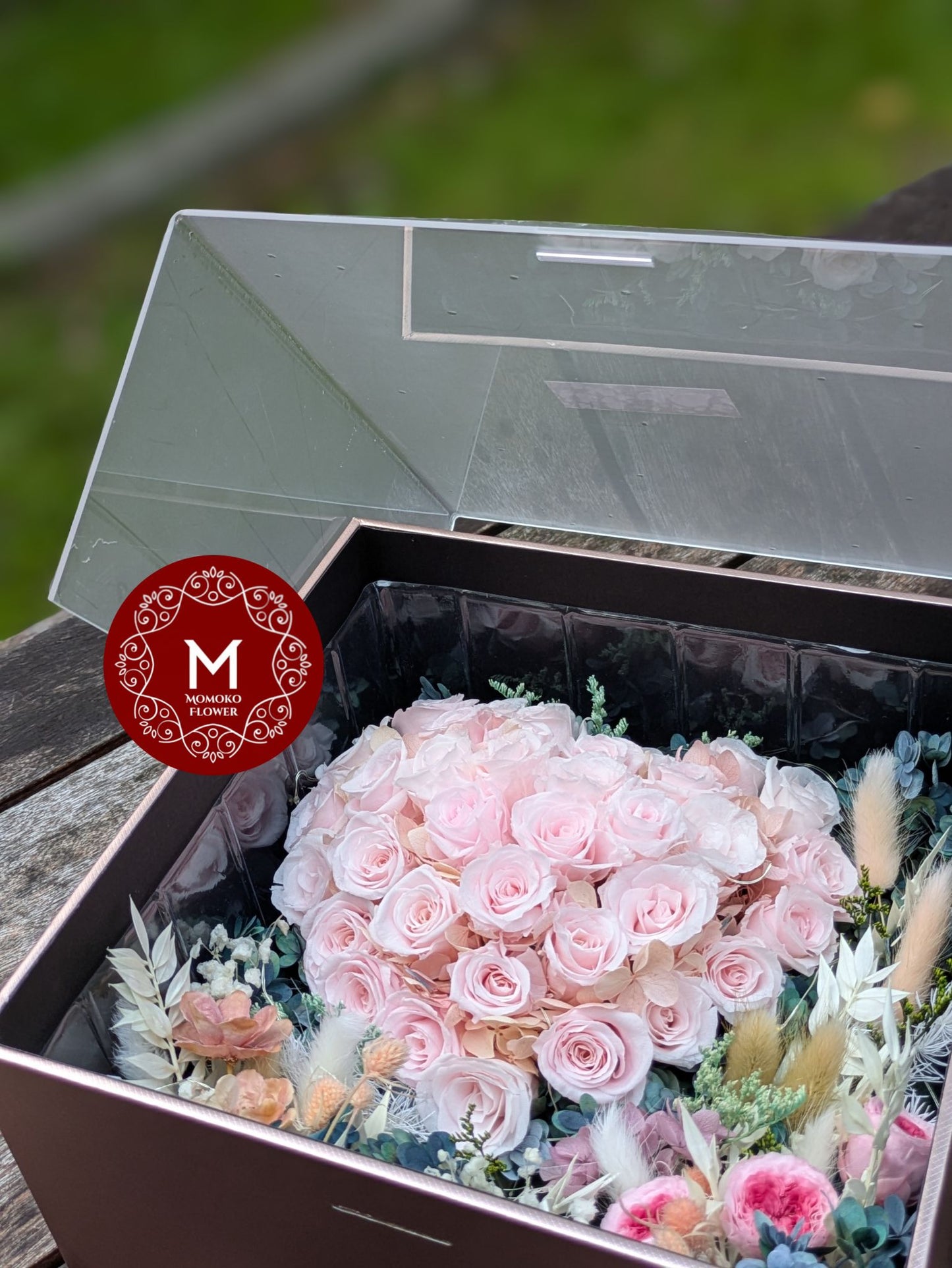 Momoko Beauty Valentine Flower Arrangement