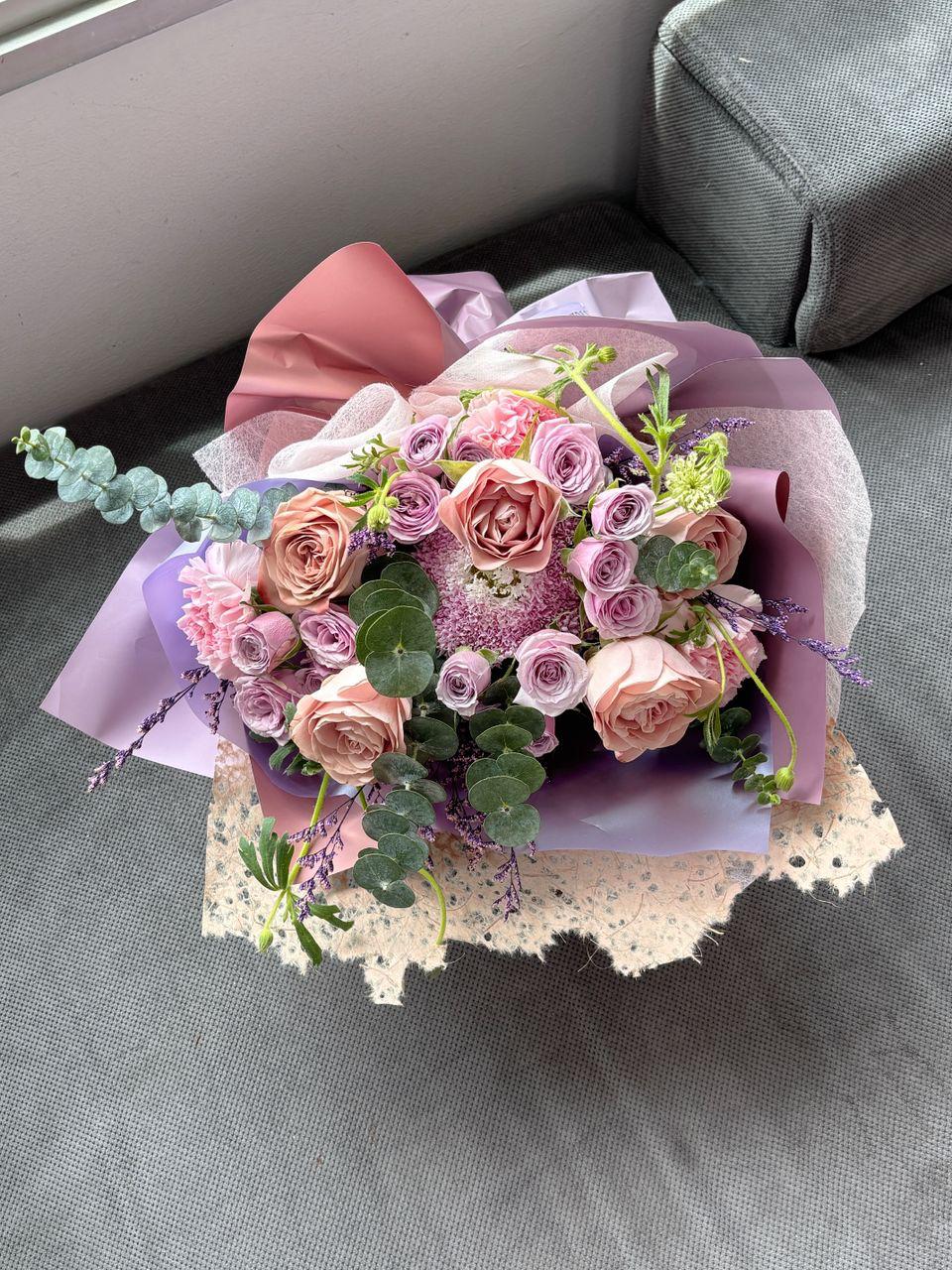 Momoko Flower Mauve Blush Bouquet