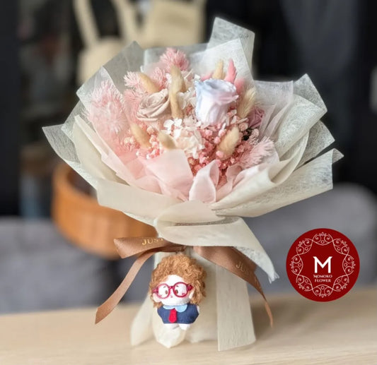 Momoko Champagne Dreams Flower Bouquet