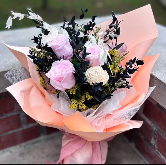 Momoko Flower Apricot Glow Bouquet