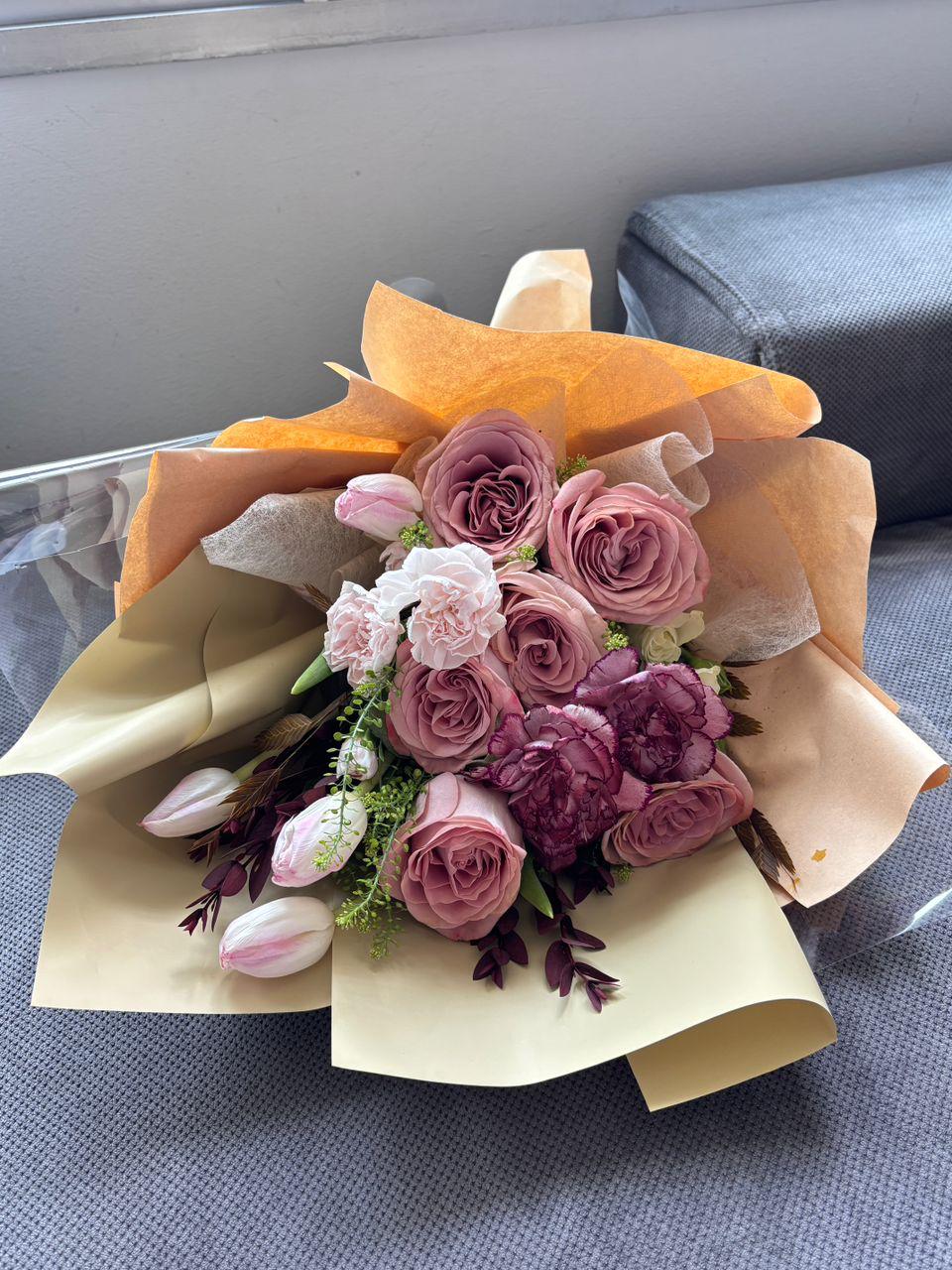 Momoko Regal Vintage Flower Bouquet