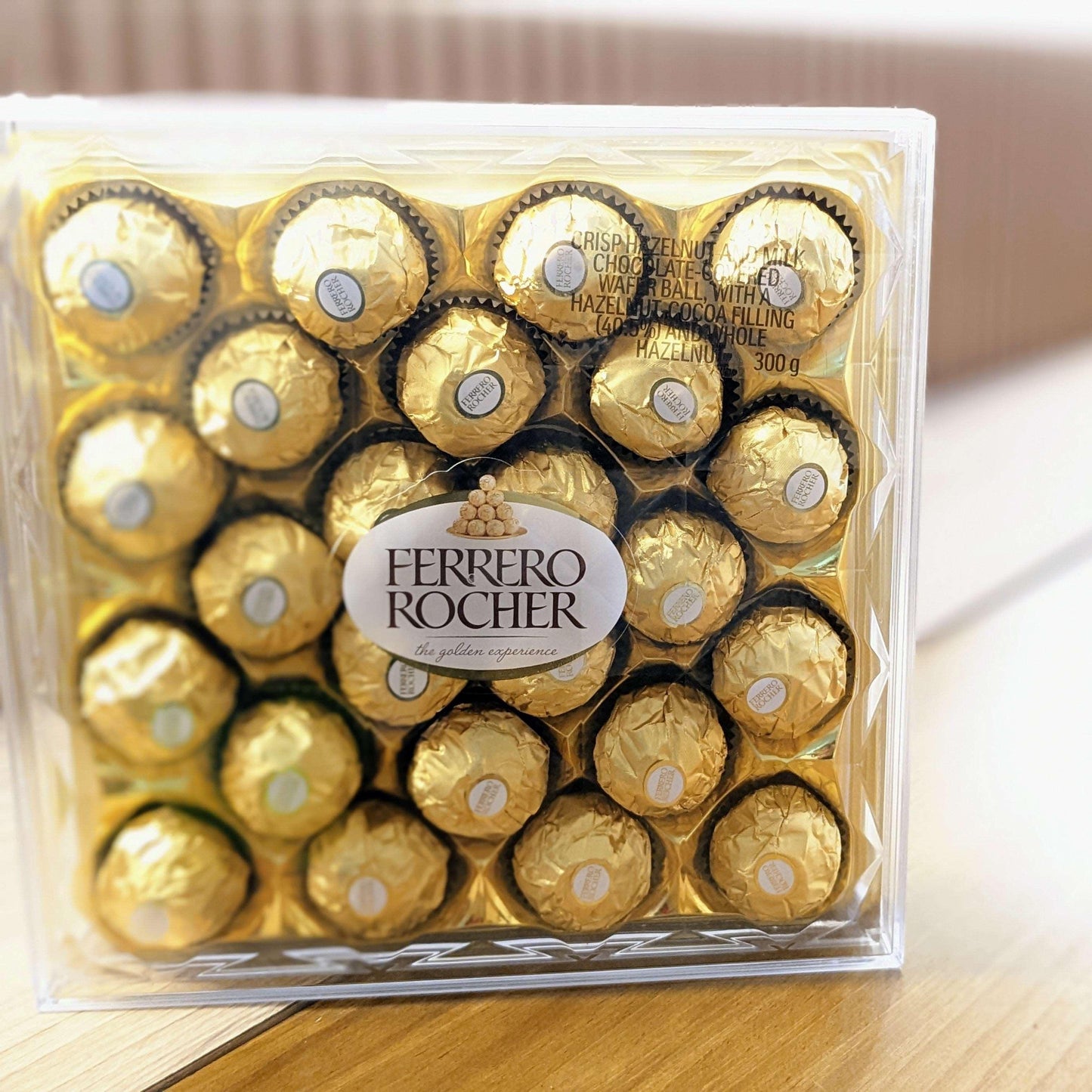 Ferrero Rocher 24 pieces 300 gram - Momoko Flower