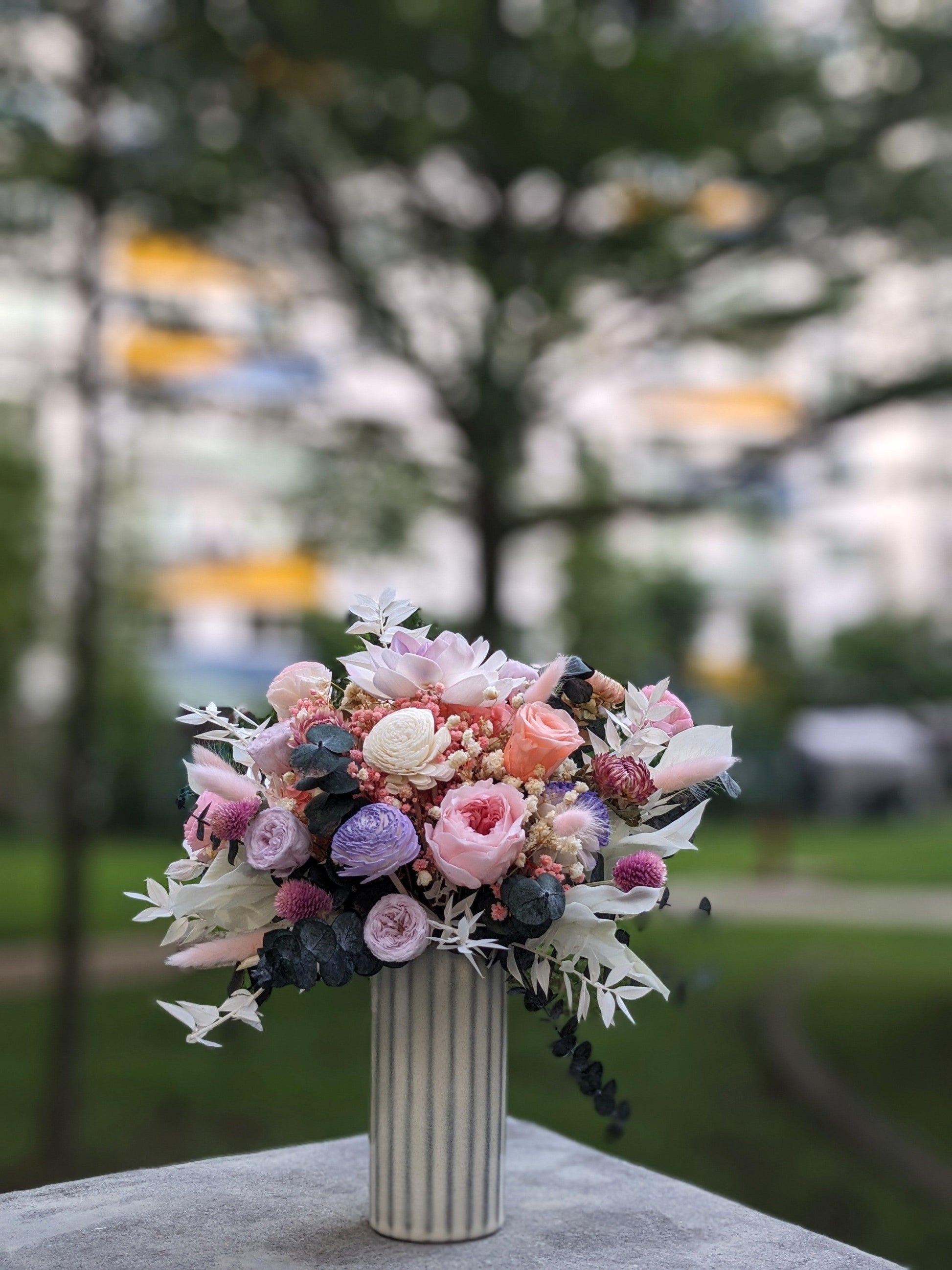 Momoko Amorous Aurora Flower Arrangement - Momoko Flower