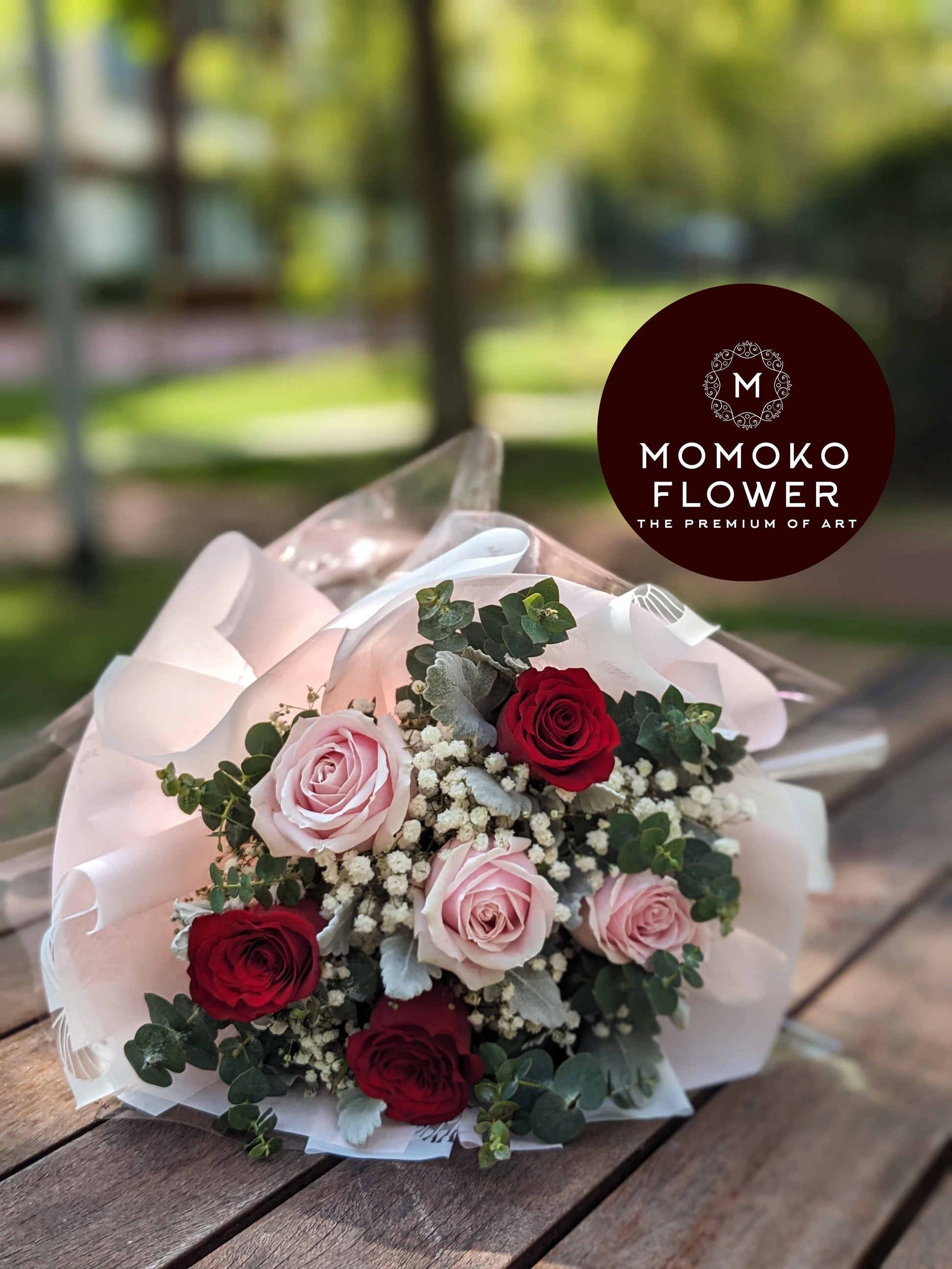 Momoko Beauty Adelaide Flower Bouquet - Momoko Flower