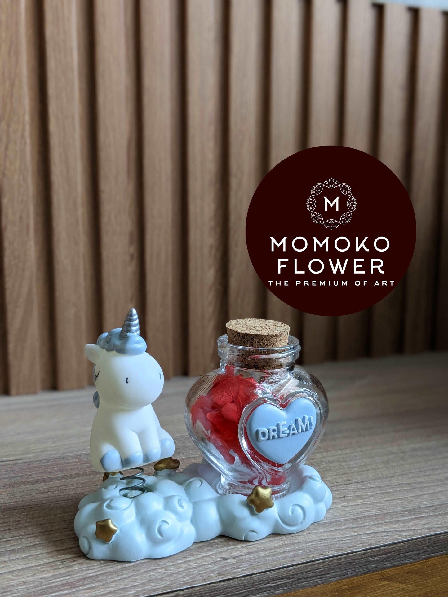 Momoko Sweet Unicorn and Bottle - Momoko Flower