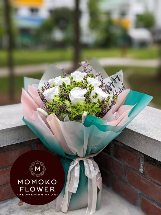 Momoko Winter Adeline Flower Bouquet - Momoko Flower